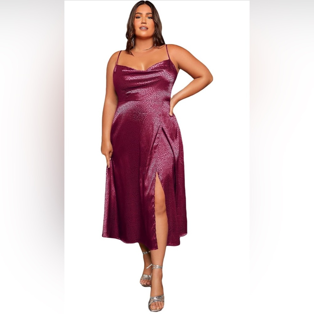 WDIRARA PlusSize Satin Cowl Neck Spaghetti Strap Slit Long Cami Dress Slip Dress